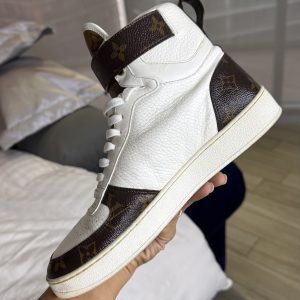 Hoss "tenis"