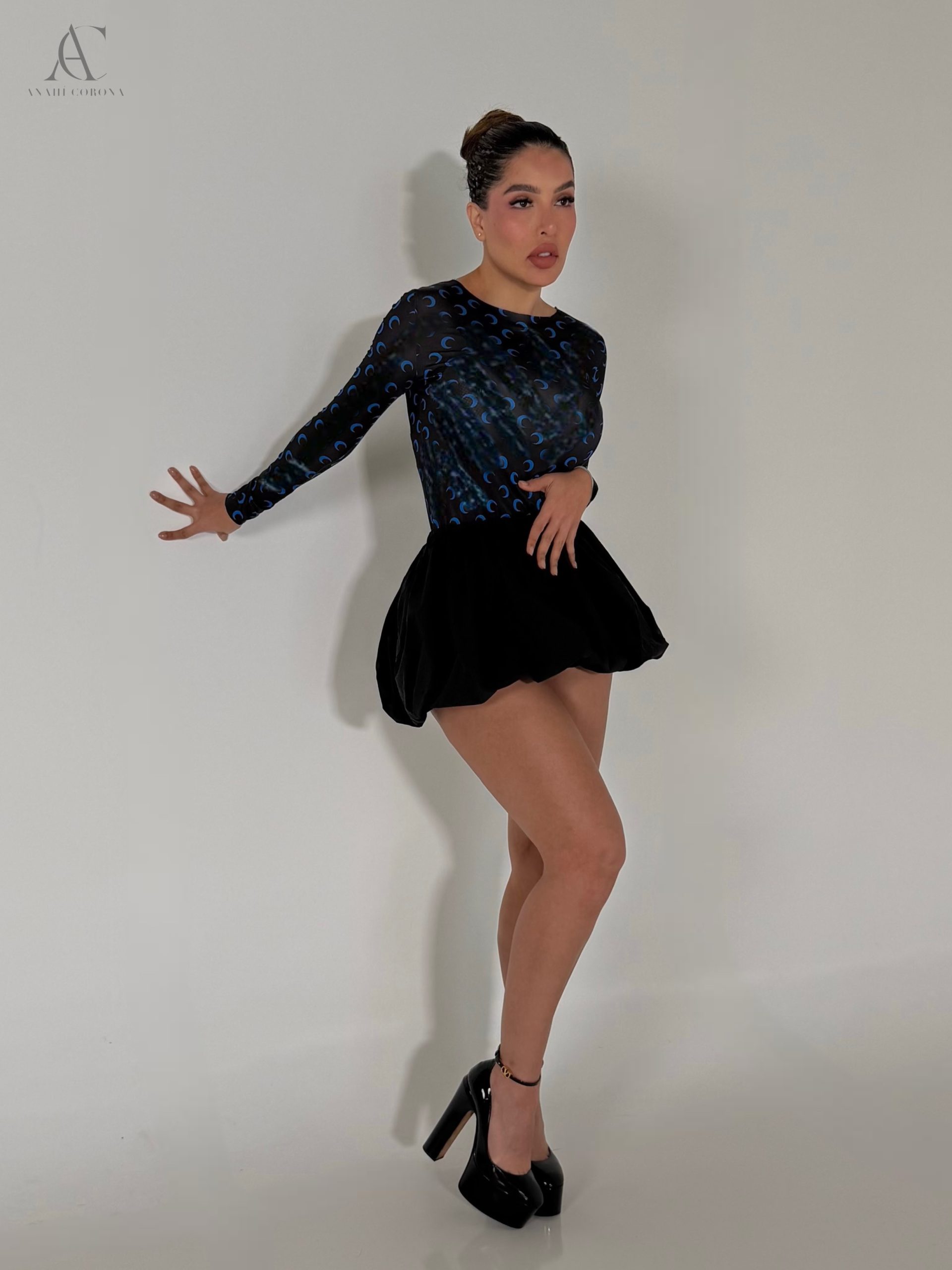 "Luna" Negro con Azul