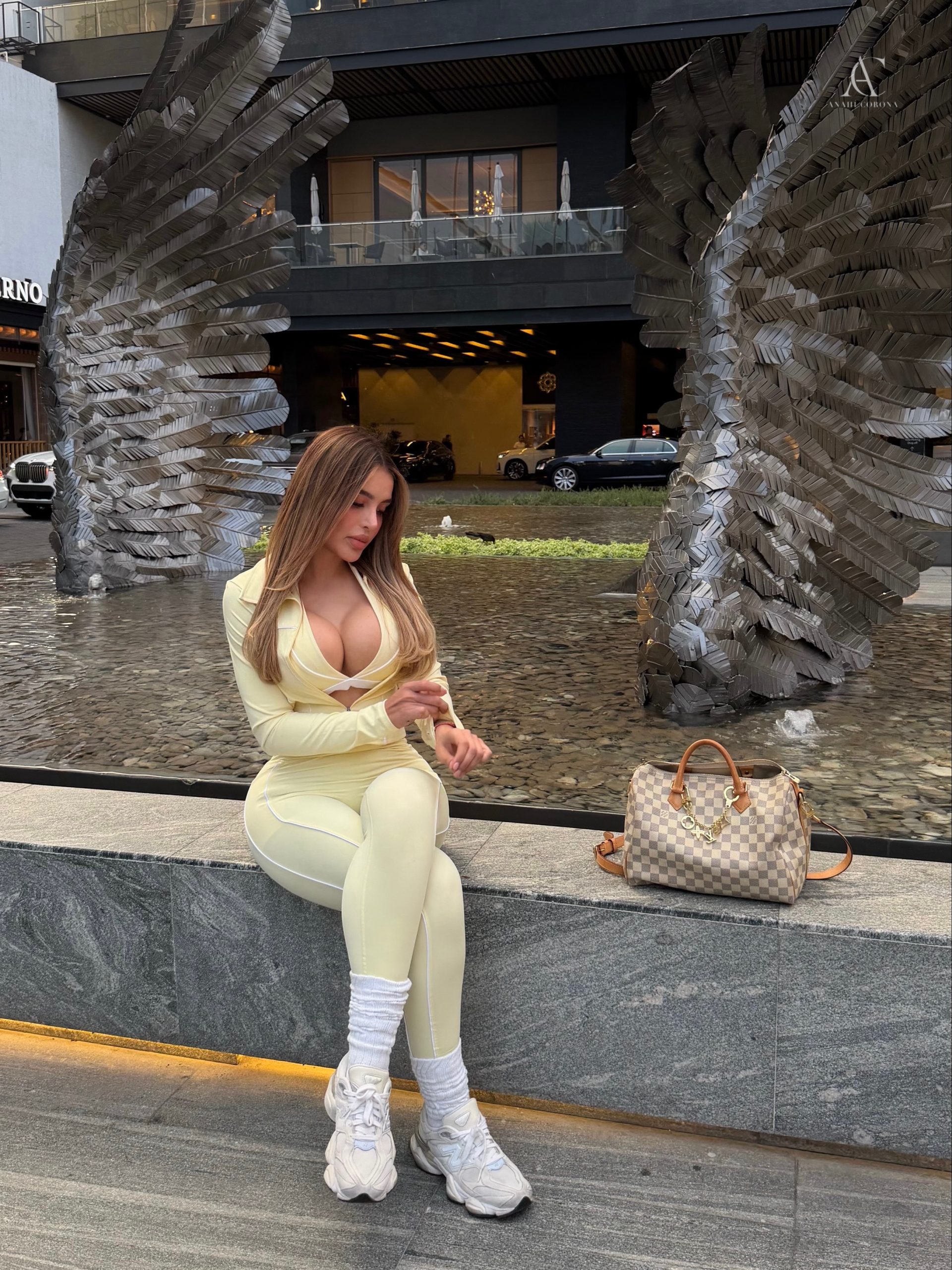 "butter" sport set